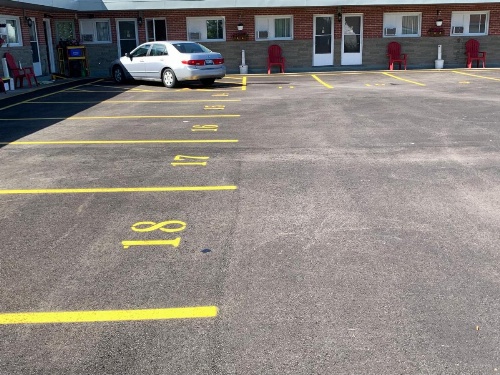 Trunk Road Motel image 37